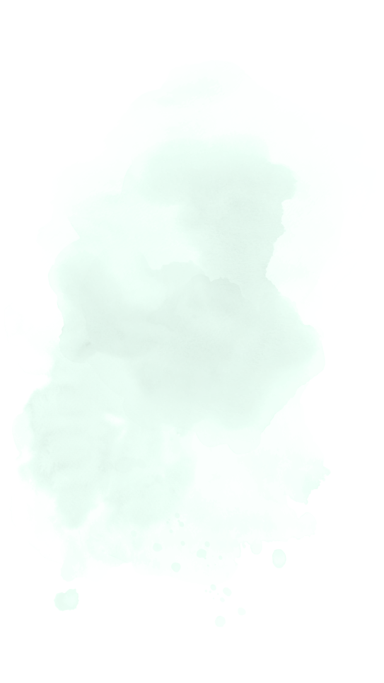 Helle, mintgrüne Aquarellstruktur auf weißem Hintergrund mit weichen, wolkenartigen Verläufen und unregelmäßigen Farbspritzern